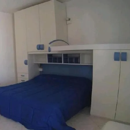 Alojamento de Acomodação e Pequeno-almoço Athena Appartamenti Castro 3*