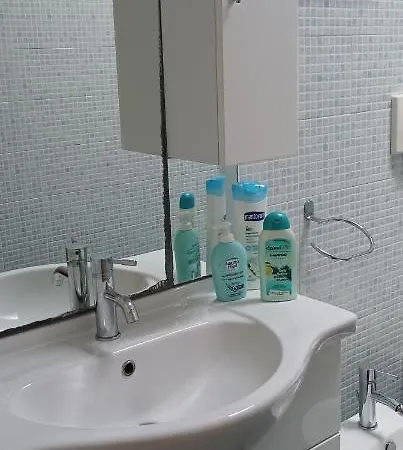 לינה וארוחת בוקר Athena Castro